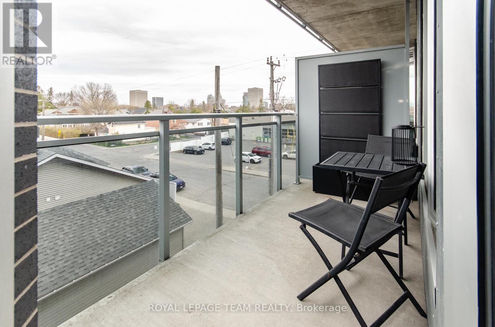 












302 - 1433 WELLINGTON STREET W

,
Ottawa,




Ontario
K1Y2X4

