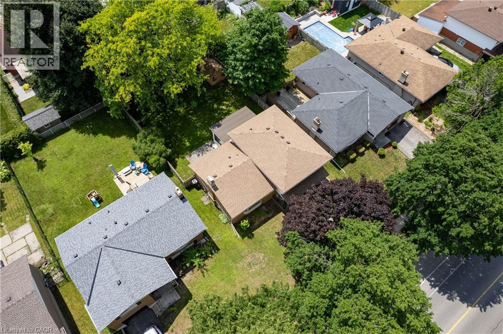 












99 LORRAINE Avenue

,
Kitchener,




Ontario
N2B2N1

