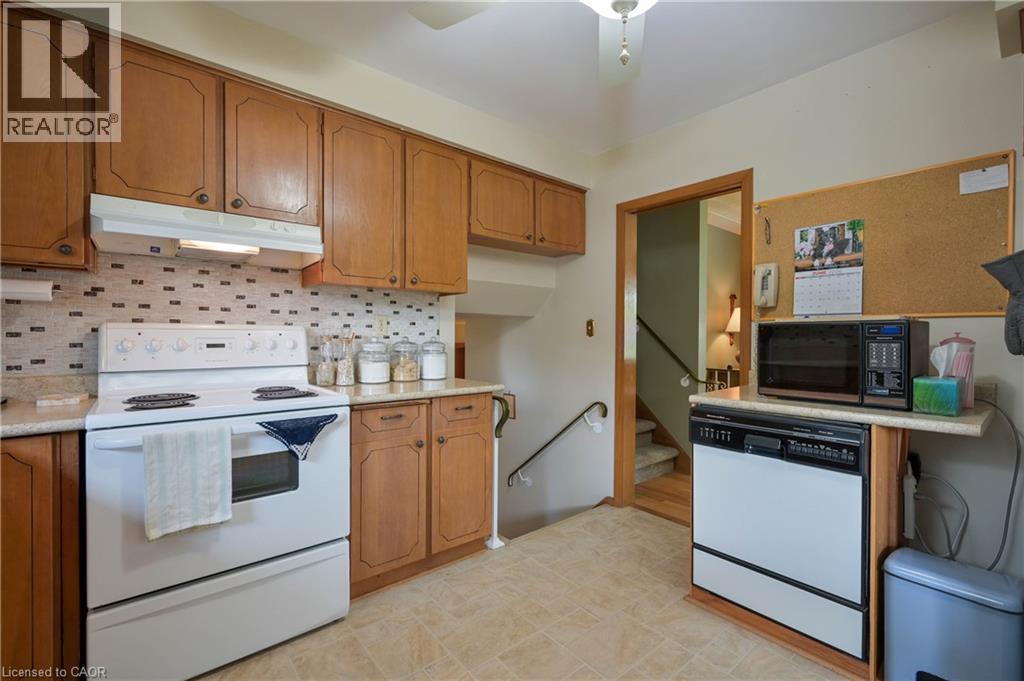 












99 LORRAINE Avenue

,
Kitchener,




Ontario
N2B2N1

