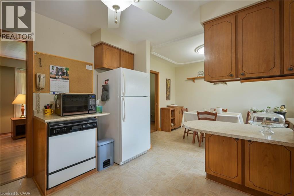 












99 LORRAINE Avenue

,
Kitchener,




Ontario
N2B2N1

