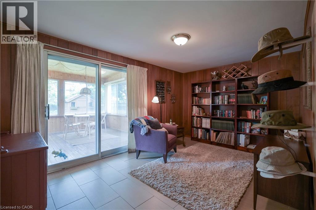 












99 LORRAINE Avenue

,
Kitchener,




Ontario
N2B2N1

