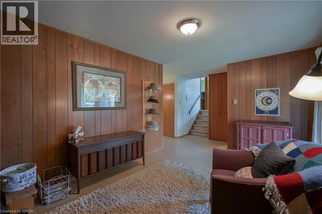 












99 LORRAINE Avenue

,
Kitchener,




Ontario
N2B2N1

