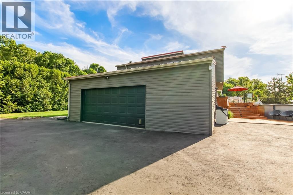 












657 WINDHAM ROAD 14 Road

,
Simcoe,




Ontario
N3Y4K6

