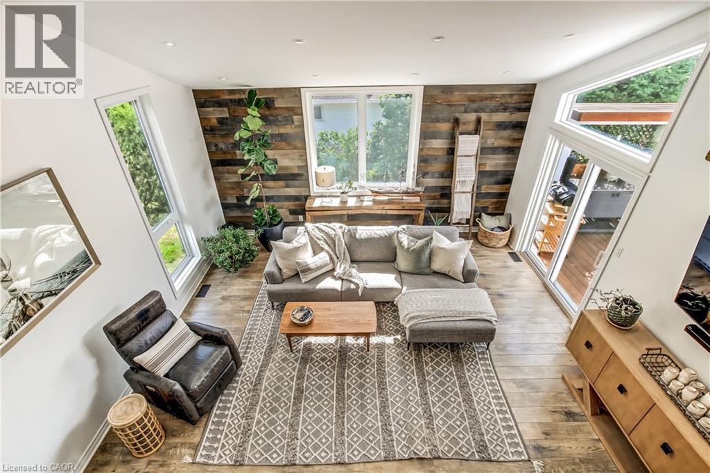 












657 WINDHAM ROAD 14 Road

,
Simcoe,




Ontario
N3Y4K6

