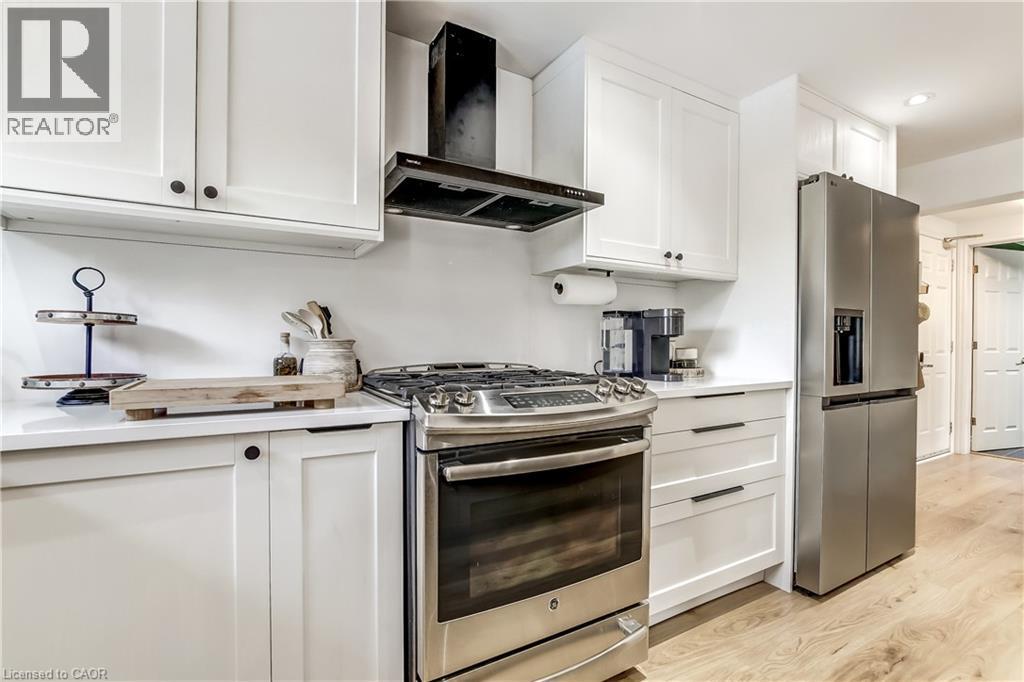 












657 WINDHAM ROAD 14 Road

,
Simcoe,




Ontario
N3Y4K6

