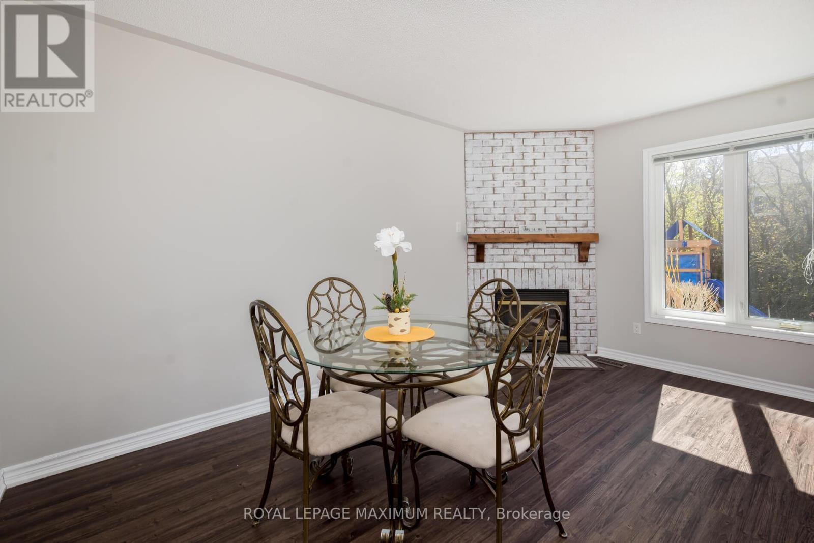 












112 JORDAN DRIVE

,
Orangeville,




Ontario
L9W4W7

