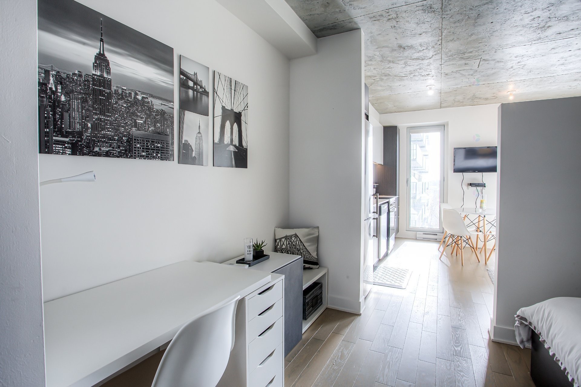 









1800


Boul. René-Lévesque O.

, 417,
Montréal (Ville-Marie),




QC
H3H2H2

