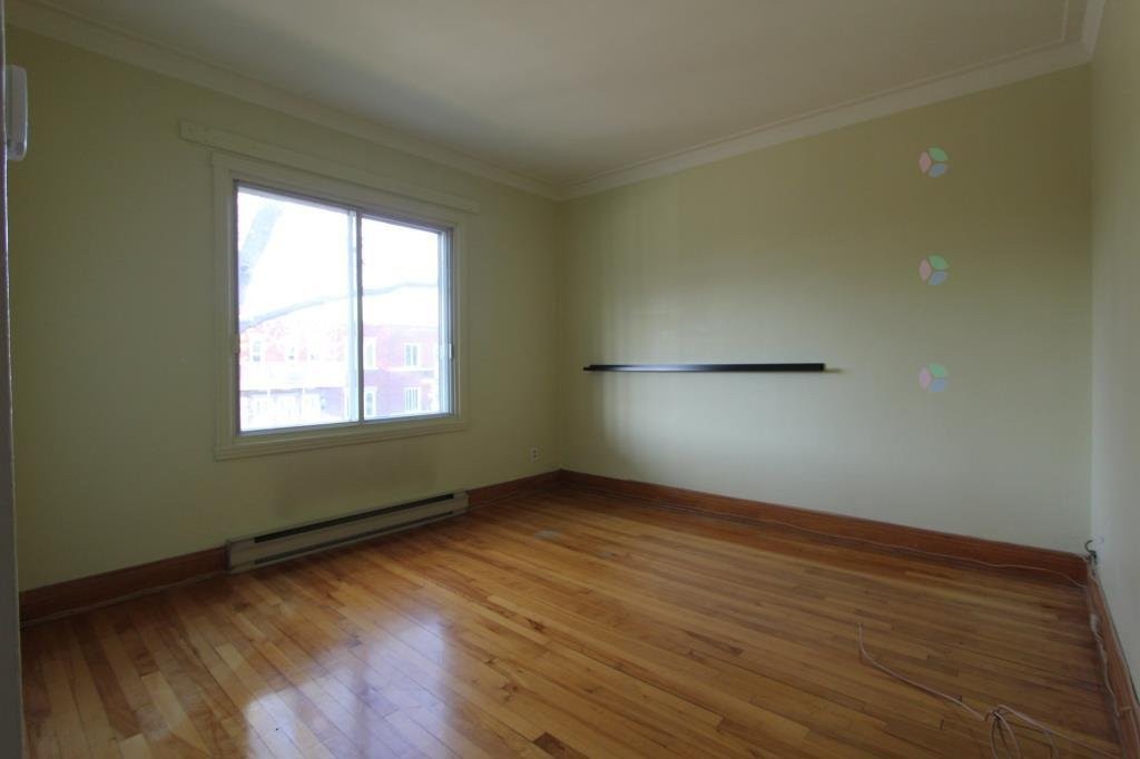 









1290


Rue Rolland

,
Montréal (Verdun/Île-des-Soeurs),




QC
H4H2G4

