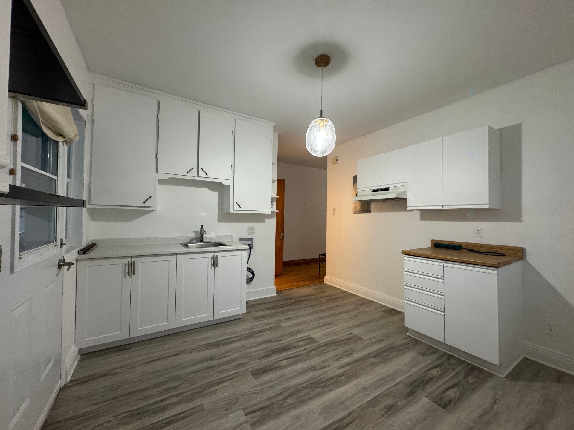 









1290


Rue Rolland

,
Montréal (Verdun/Île-des-Soeurs),




QC
H4H2G4

