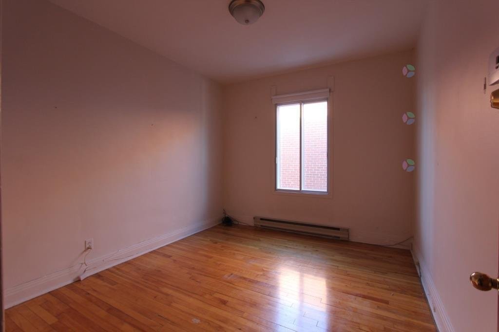 









1290


Rue Rolland

,
Montréal (Verdun/Île-des-Soeurs),




QC
H4H2G4

