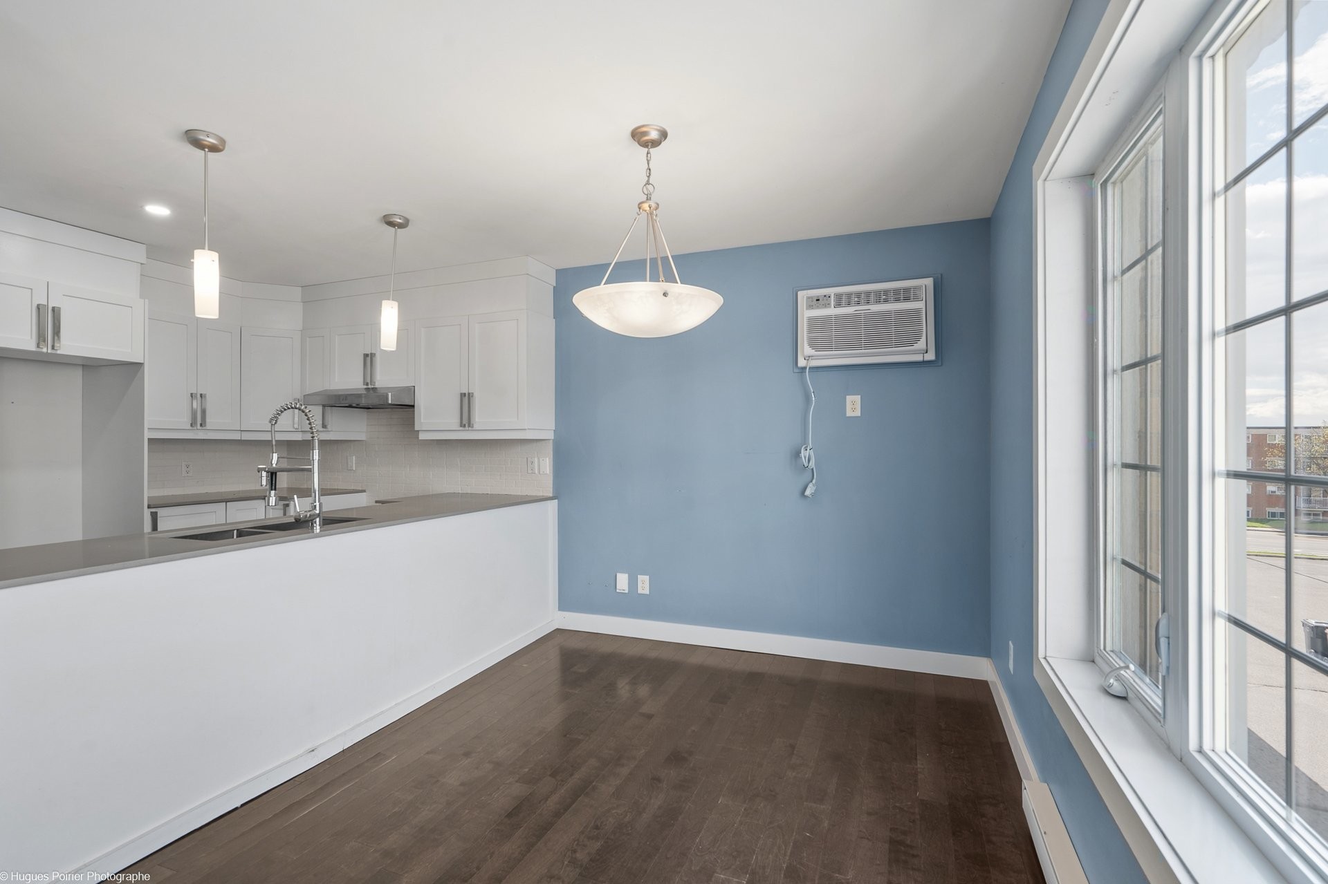 









6601


Boul. des Laurentides

,
Laval (Auteuil),




QC
H7H2V4

