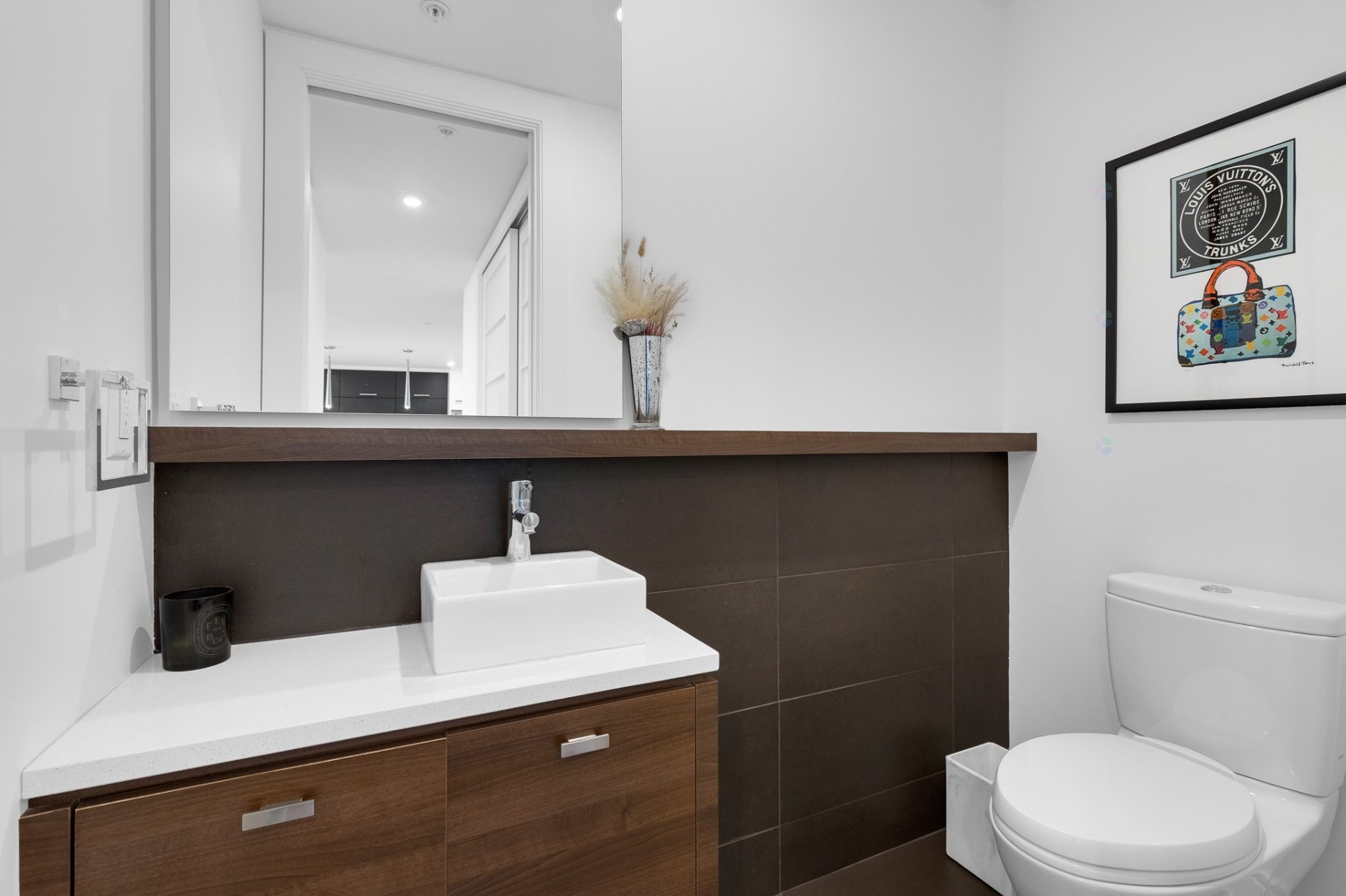 









2200


Rue Harriet-Quimby

, 404,
Montréal (Saint-Laurent),




QC
H4R0L2


