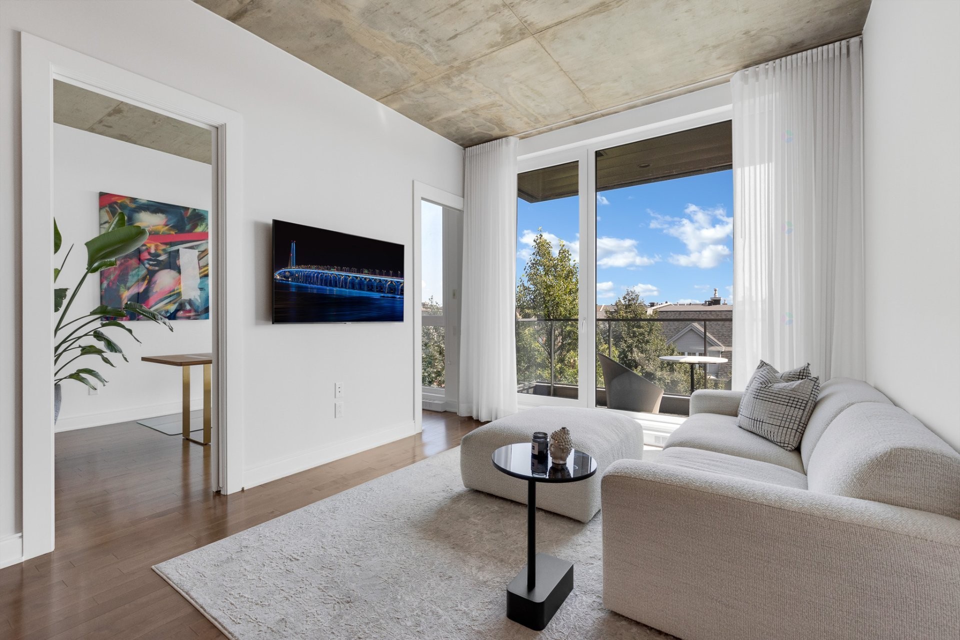 









2200


Rue Harriet-Quimby

, 404,
Montréal (Saint-Laurent),




QC
H4R0L2

