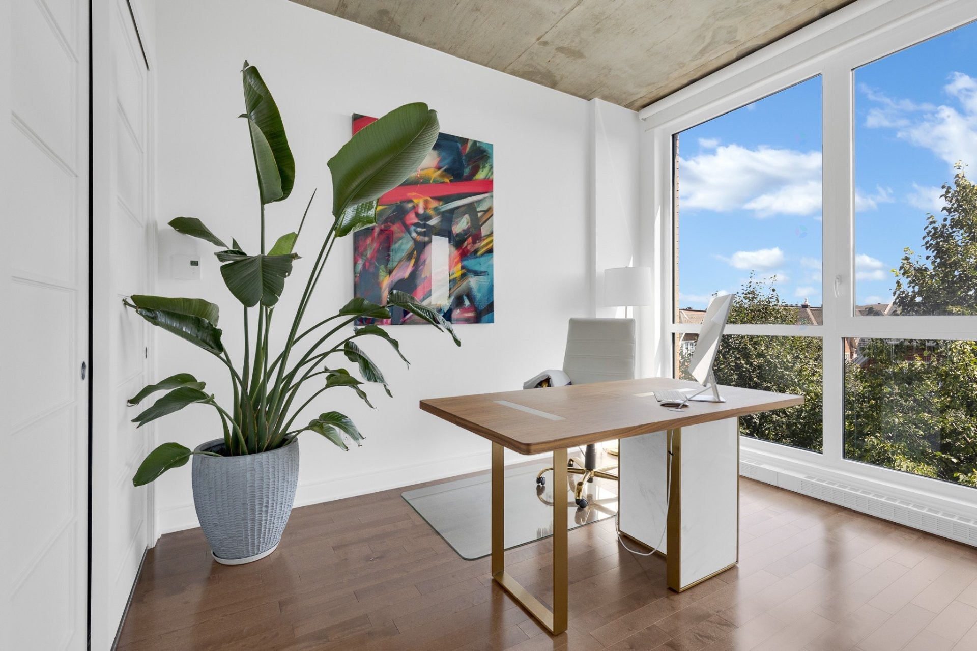 









2200


Rue Harriet-Quimby

, 404,
Montréal (Saint-Laurent),




QC
H4R0L2

