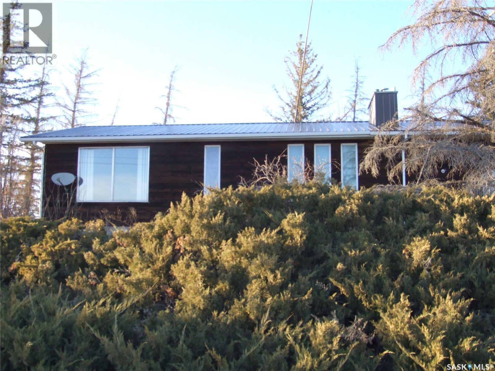 












101 Railway AVENUE

,
Lancer,




Saskatchewan
S0N1L0

