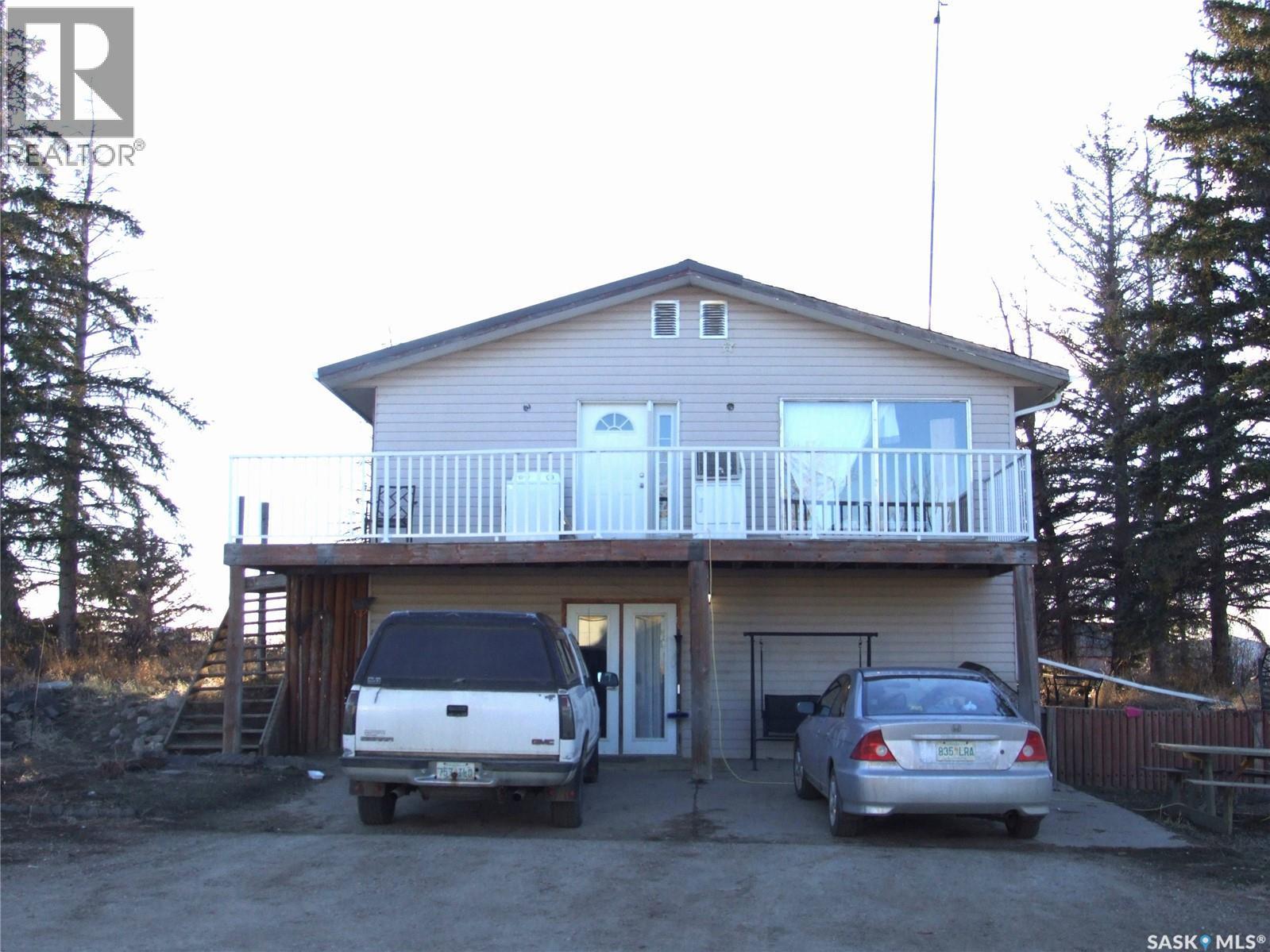 












101 Railway AVENUE

,
Lancer,




Saskatchewan
S0N1L0

