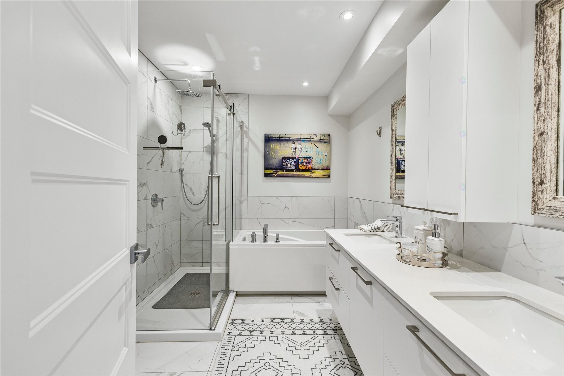 









206


Rue Frédéric-Back

,
Sainte-Anne-de-Bellevue,




QC
H9X0B5


