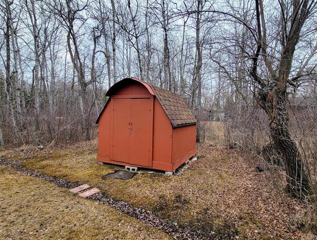 









30


COLE

BLVD,
Glen Bay,




MB
R0C 1B0

