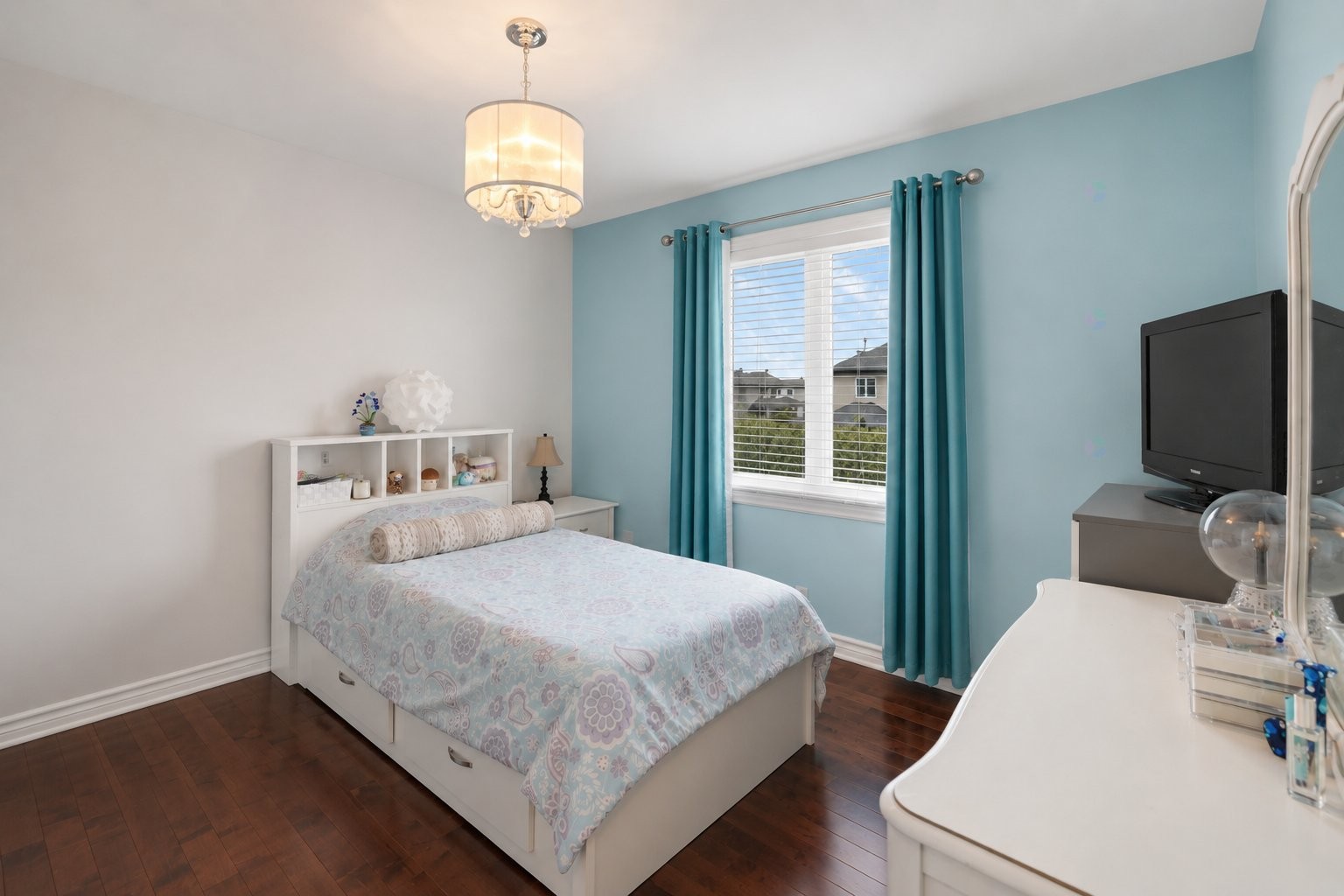 









972


Rue Alexis-Galipeau

,
Beloeil,




QC
J3G0K7

