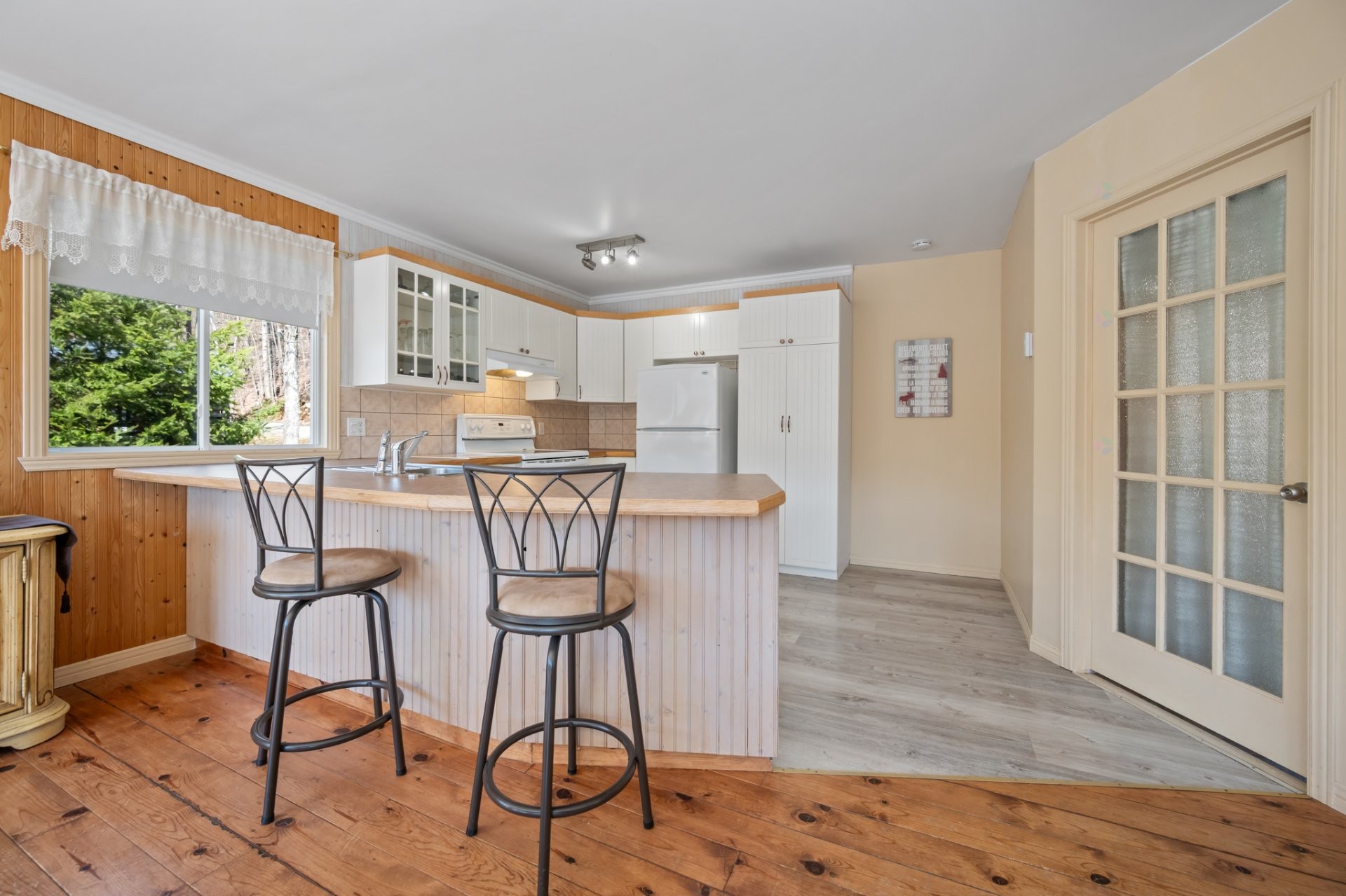 









71


Av. du Lac-Neuf N.

,
Sainte-Béatrix,




QC
J0K1Y0

