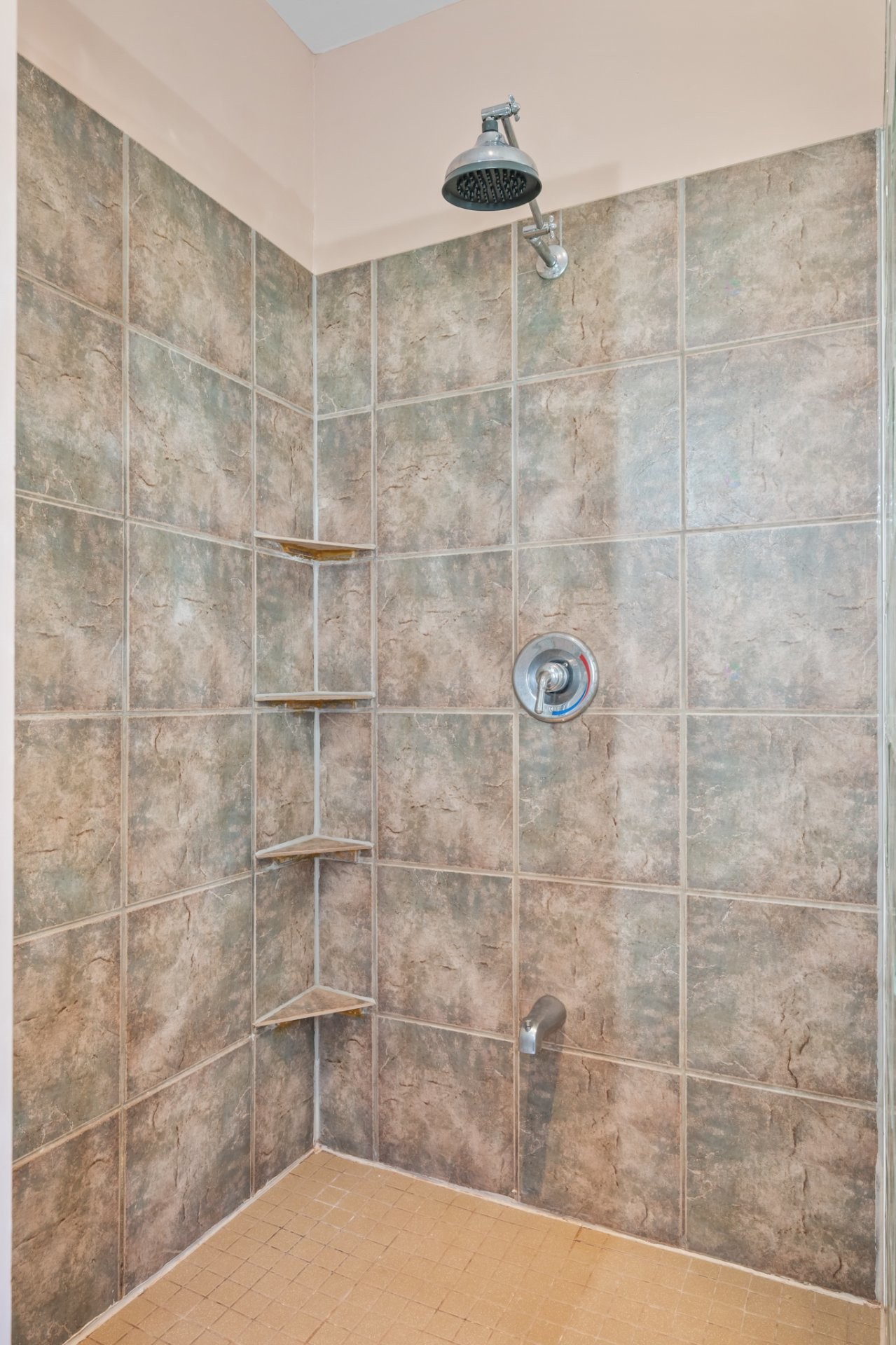 









71


Av. du Lac-Neuf N.

,
Sainte-Béatrix,




QC
J0K1Y0

