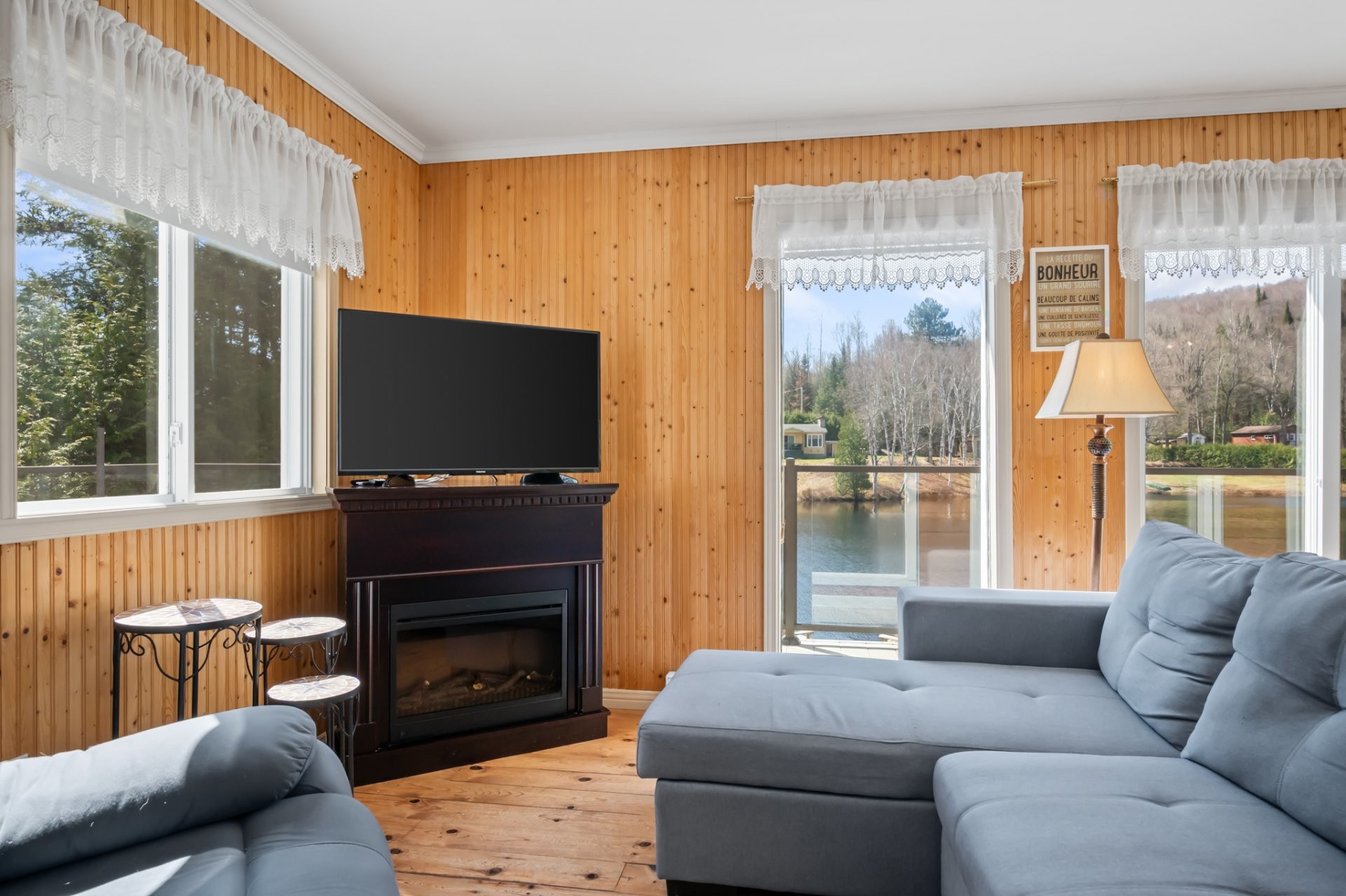 









71


Av. du Lac-Neuf N.

,
Sainte-Béatrix,




QC
J0K1Y0

