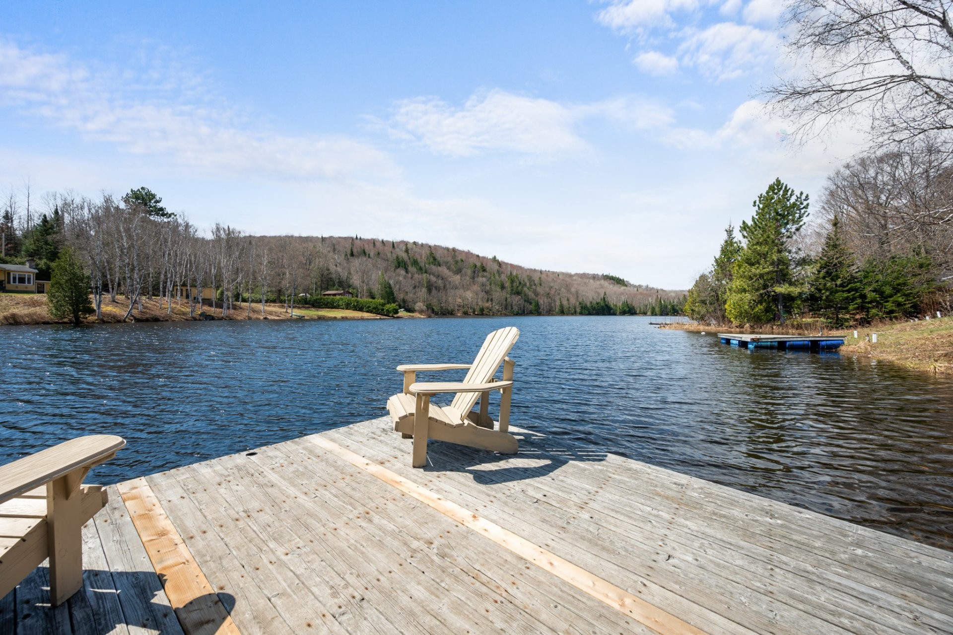 









71


Av. du Lac-Neuf N.

,
Sainte-Béatrix,




QC
J0K1Y0

