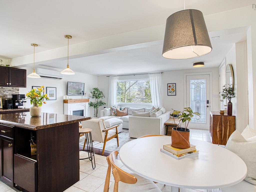 












11 Dartmoor Crescent

,
Bedford,




NS
B4A 2K4

