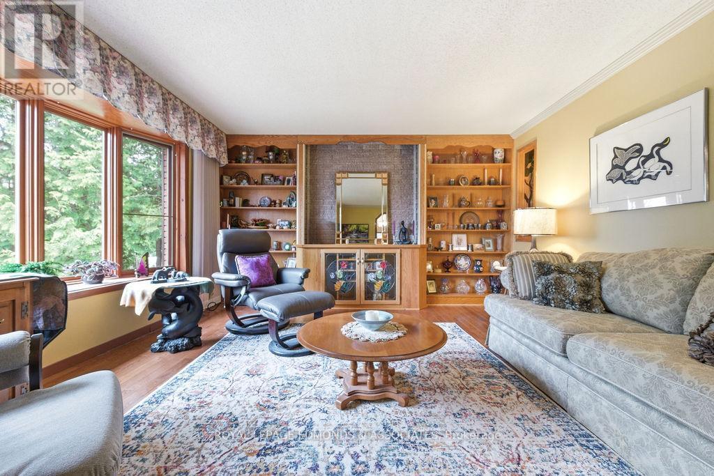 












1411 VICTORIA STREET

,
Petawawa,




Ontario
K8H3K4


