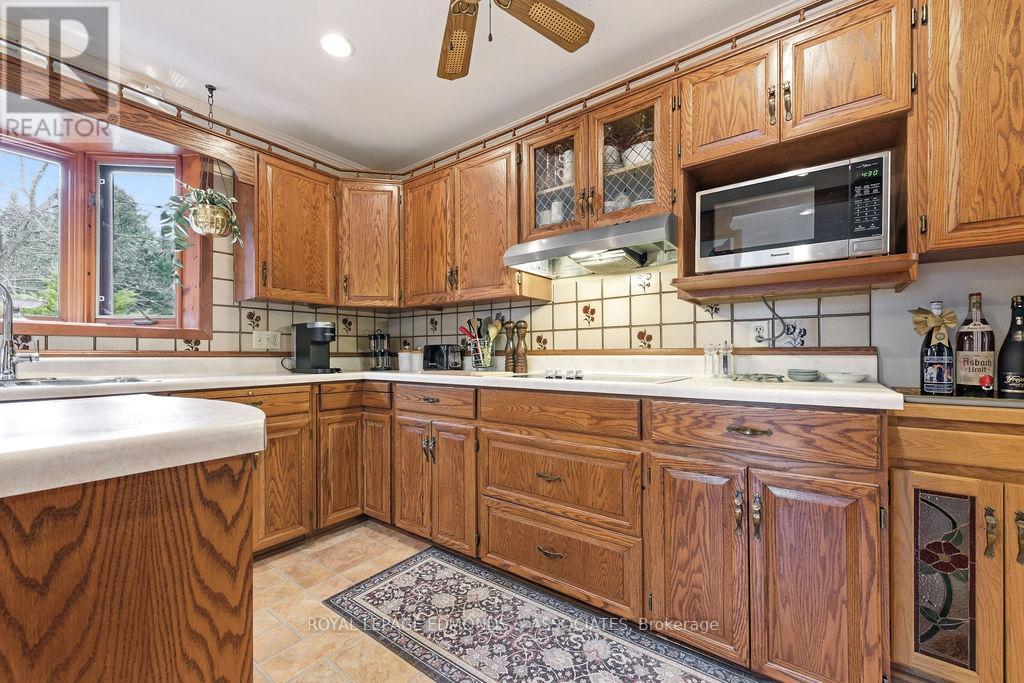 












1411 VICTORIA STREET

,
Petawawa,




Ontario
K8H3K4

