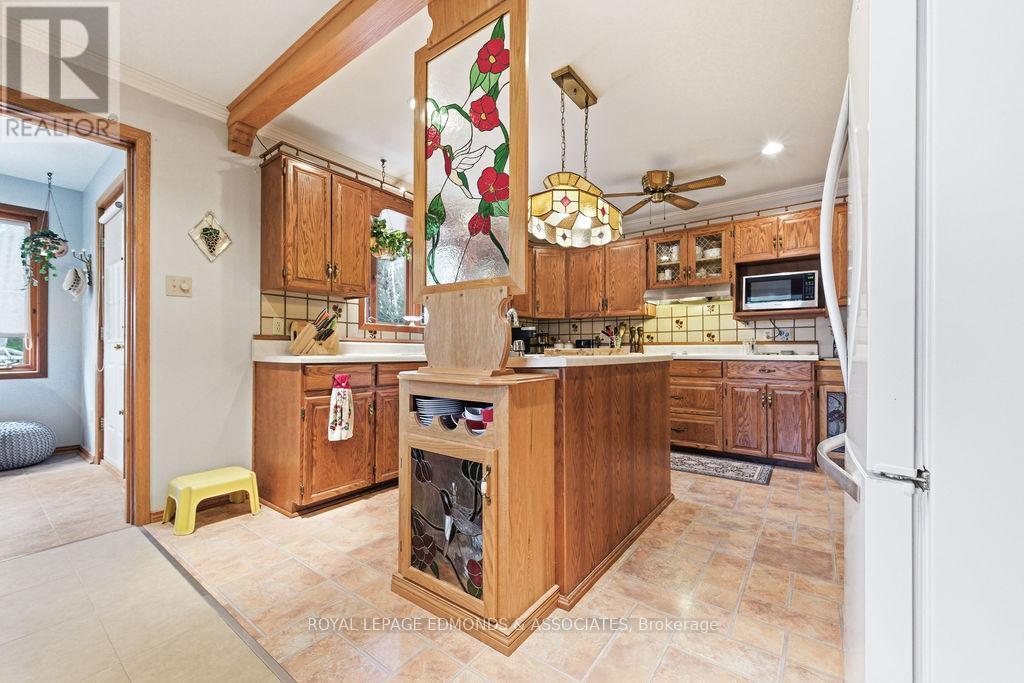 












1411 VICTORIA STREET

,
Petawawa,




Ontario
K8H3K4

