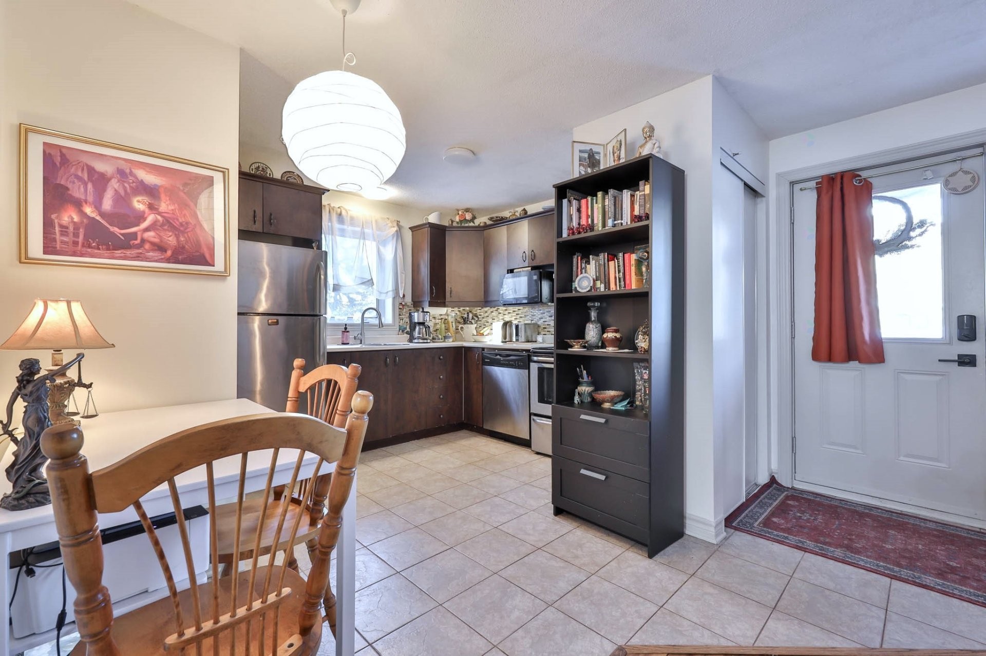 









876


Boul. du Plateau

, 2,
Gatineau (Aylmer),




QC
J9J0C7

