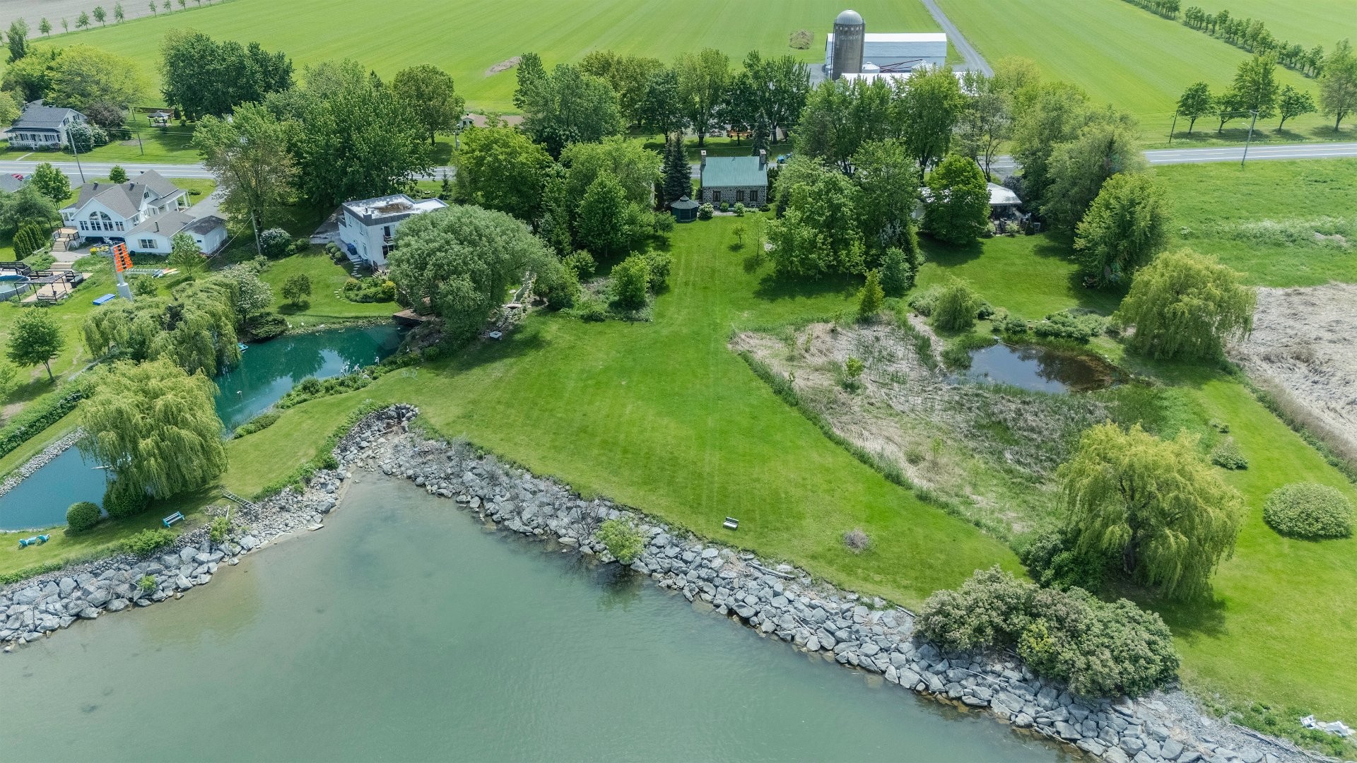 









1059


Route Marie-Victorin

,
Verchères,




QC
J0L2R0

