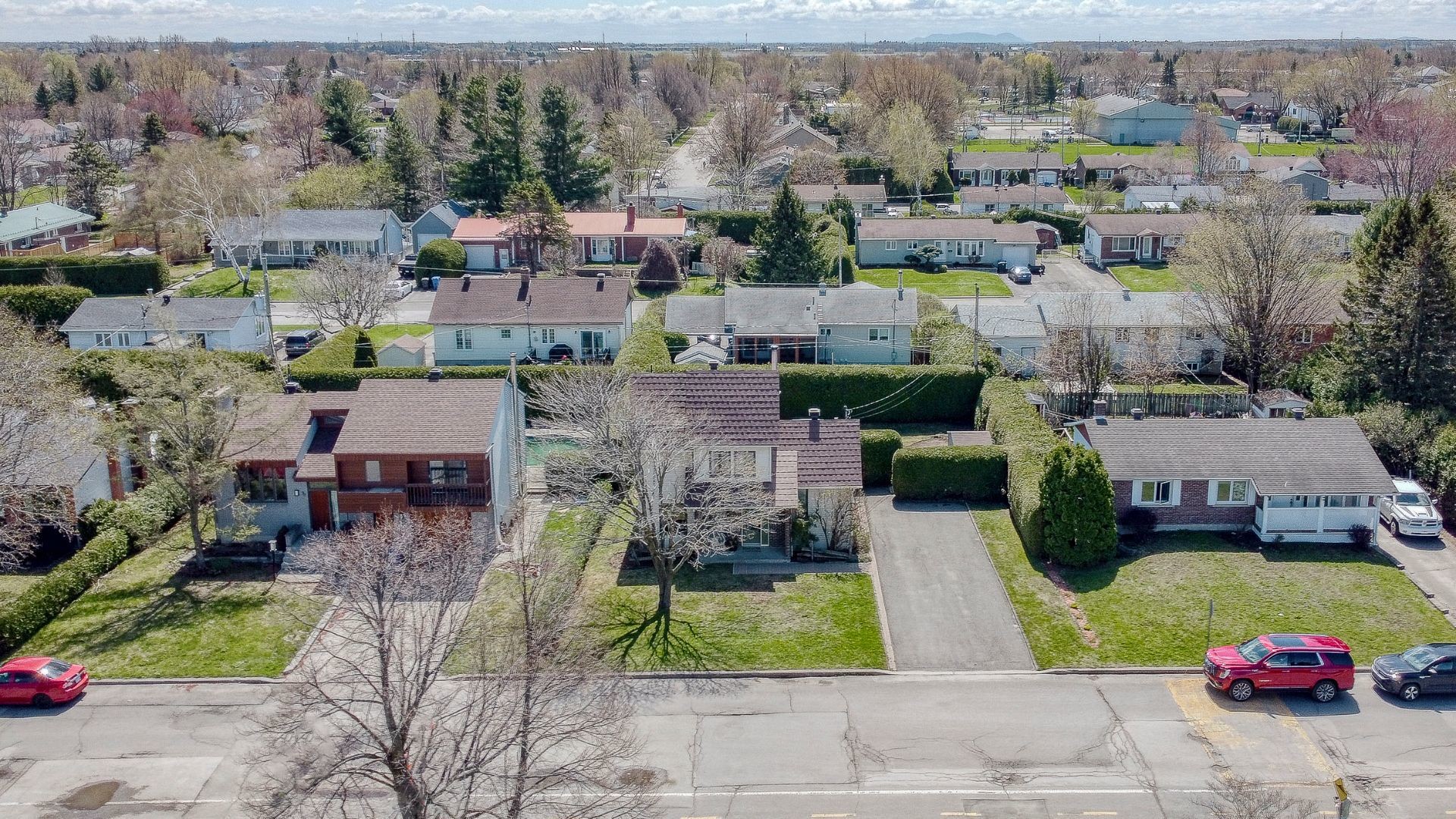









81


Rue Picard

,
L'Épiphanie,




QC
J5X2R2

