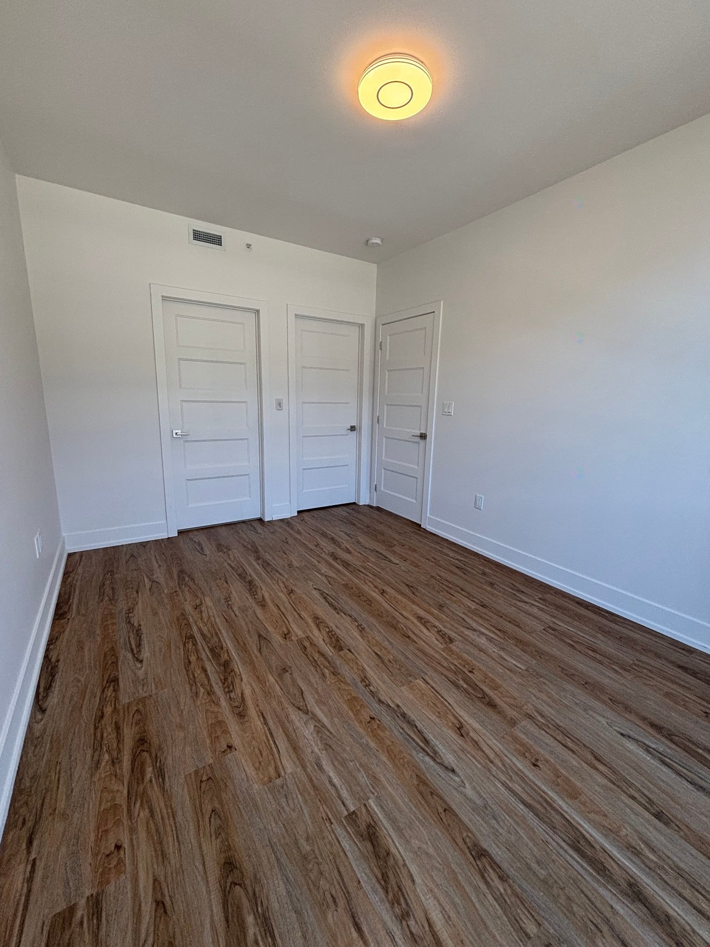 









30


Rue d'Ambre

, 202,
Candiac,




QC
J5R0S3

