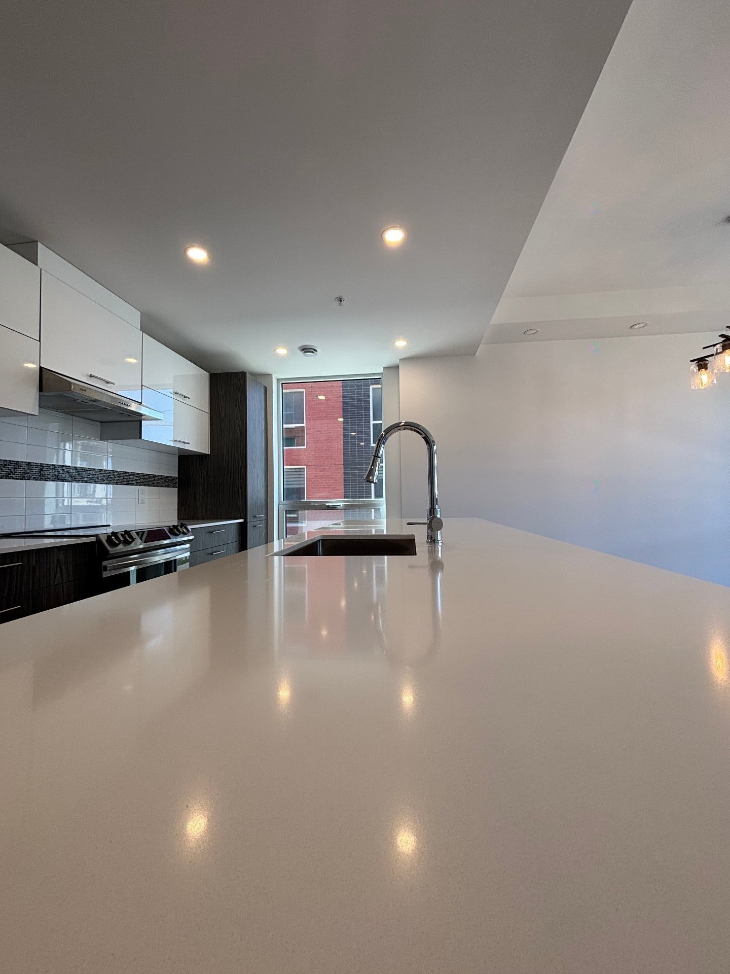 









30


Rue d'Ambre

, 202,
Candiac,




QC
J5R0S3

