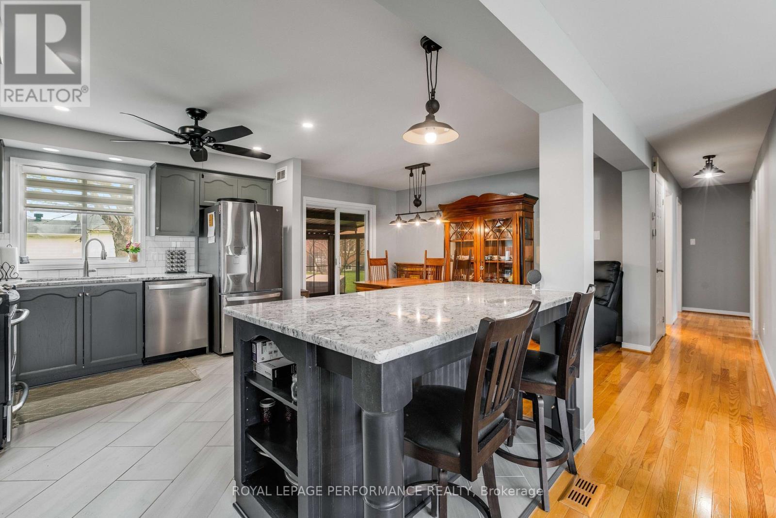 












6277 MACRAE COURT

,
South Glengarry,




Ontario
K0C1E0

