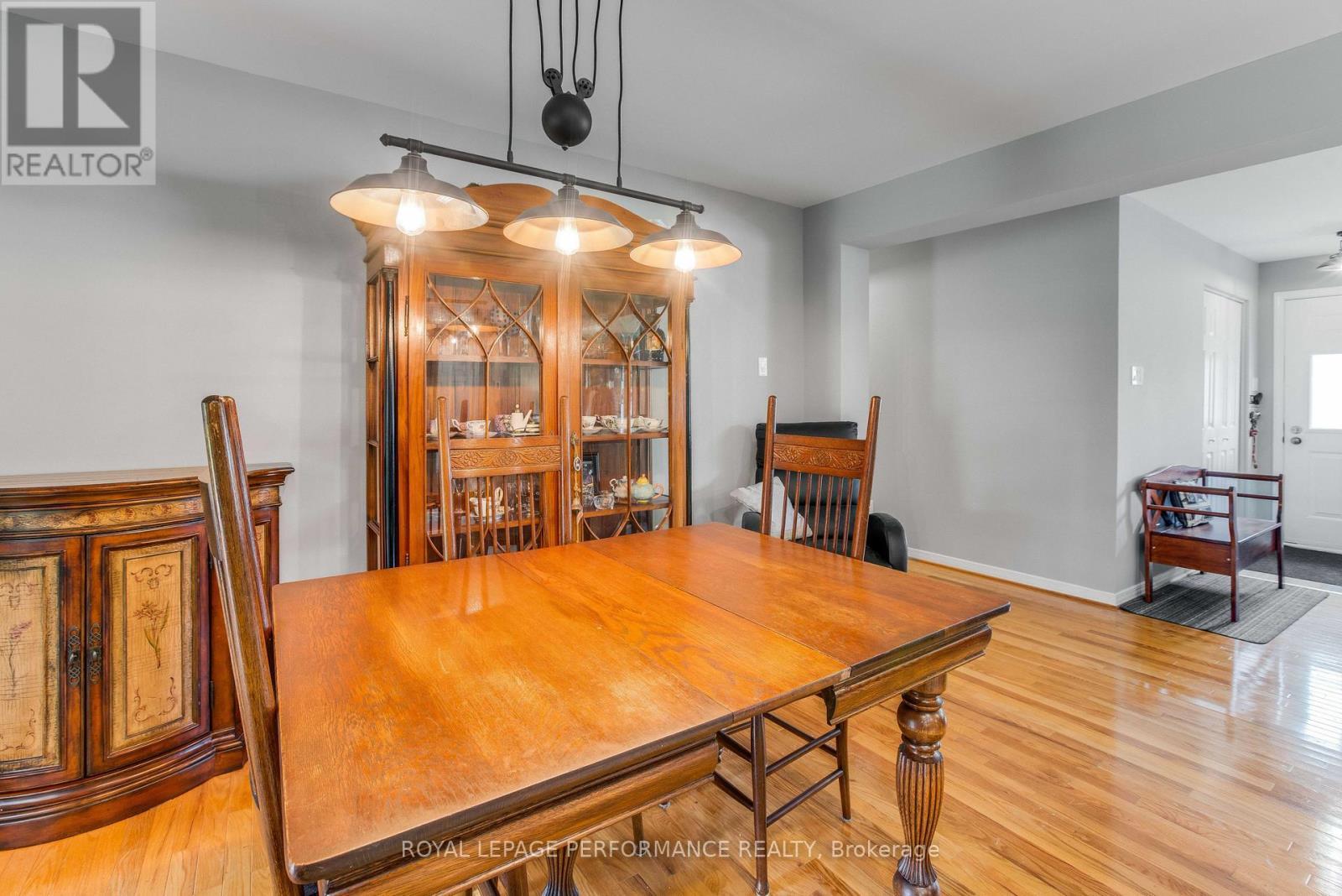 












6277 MACRAE COURT

,
South Glengarry,




Ontario
K0C1E0

