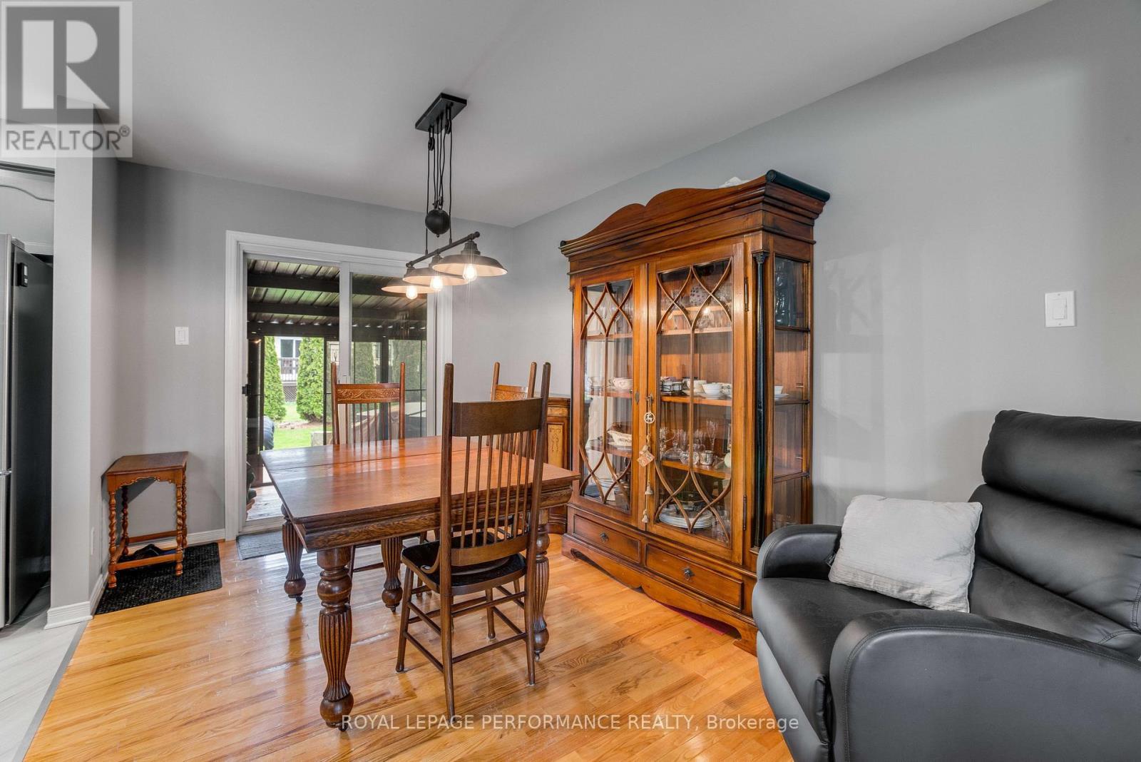 












6277 MACRAE COURT

,
South Glengarry,




Ontario
K0C1E0

