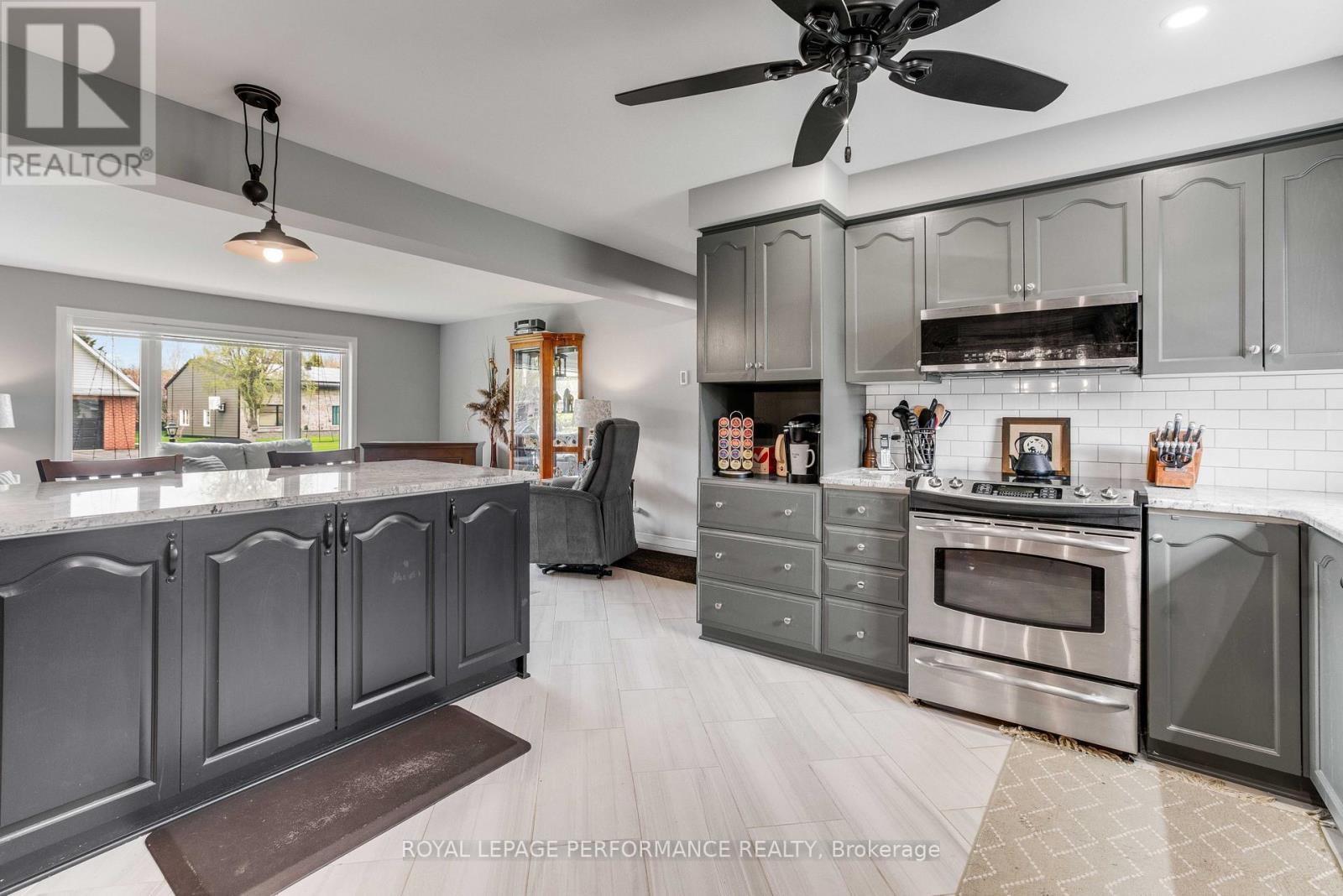 












6277 MACRAE COURT

,
South Glengarry,




Ontario
K0C1E0

