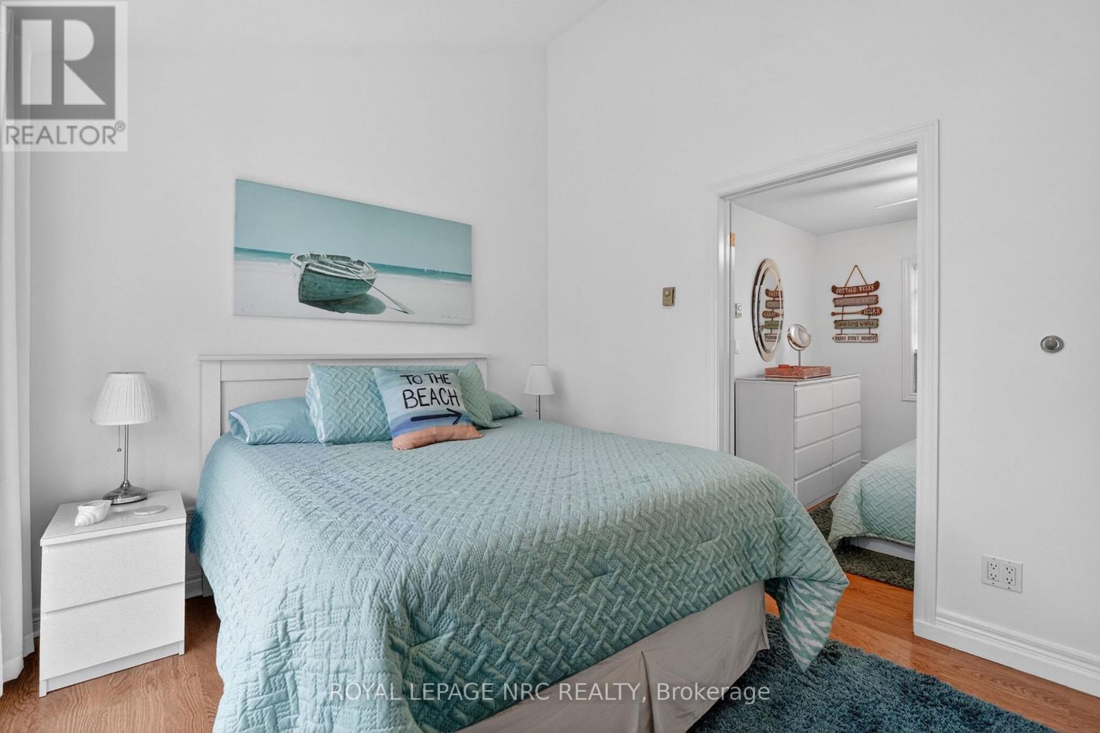 












291 EASTWOOD AVENUE

,
Fort Erie (Crystal Beach),




Ontario
L0S1B0

