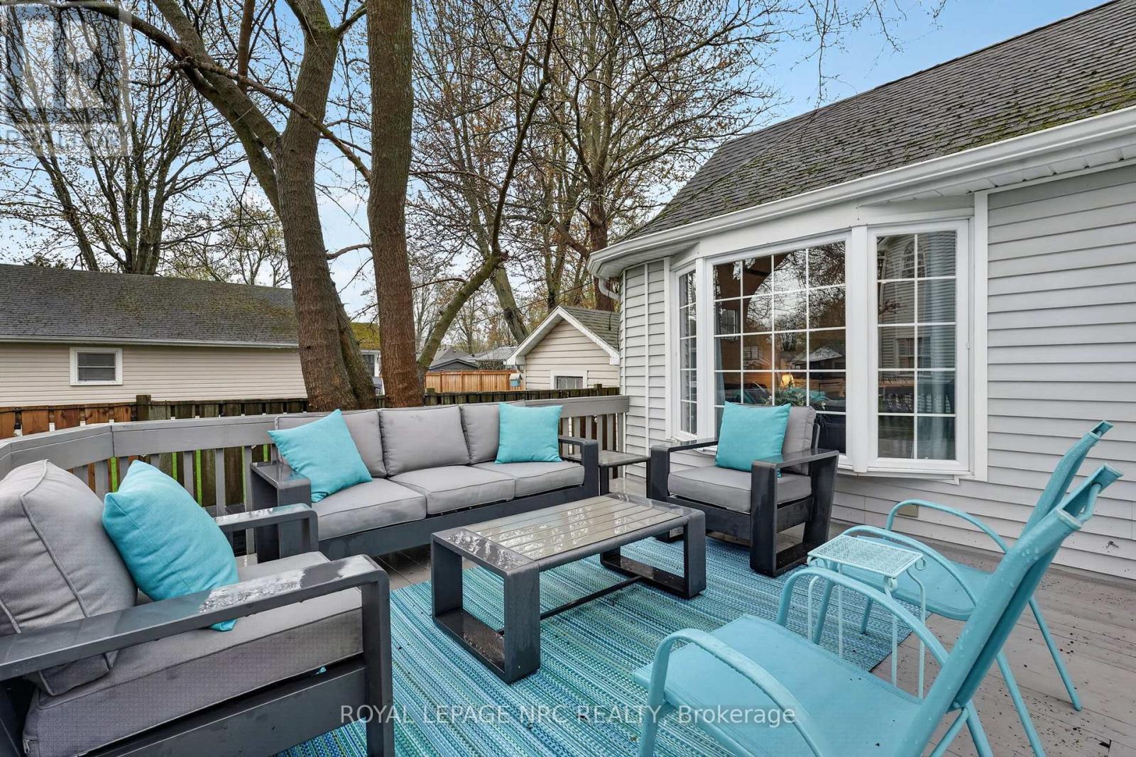 












291 EASTWOOD AVENUE

,
Fort Erie (Crystal Beach),




Ontario
L0S1B0

