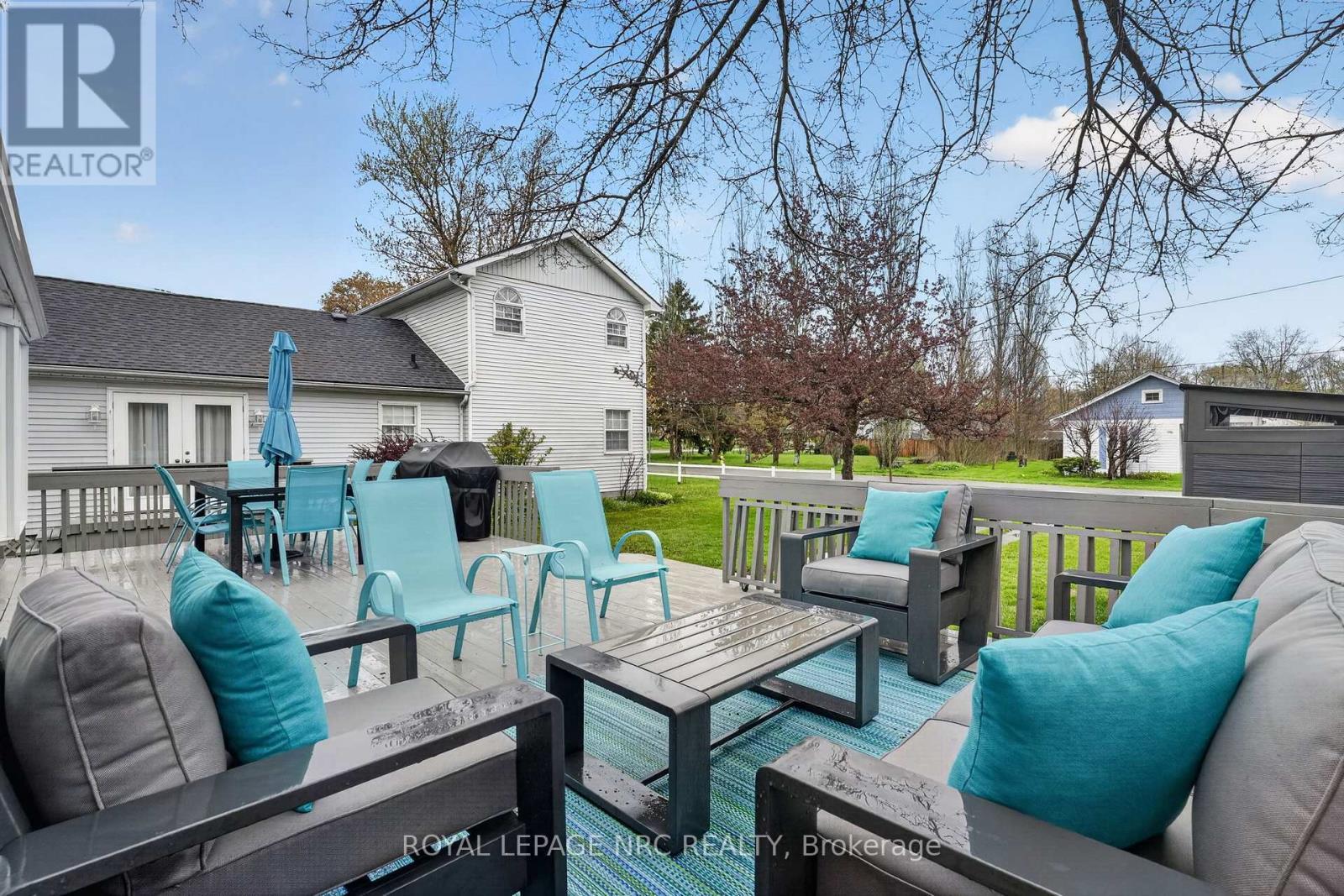 












291 EASTWOOD AVENUE

,
Fort Erie (Crystal Beach),




Ontario
L0S1B0

