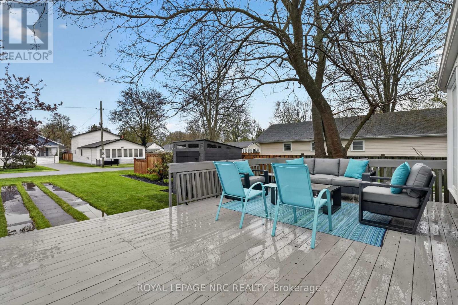 












291 EASTWOOD AVENUE

,
Fort Erie (Crystal Beach),




Ontario
L0S1B0

