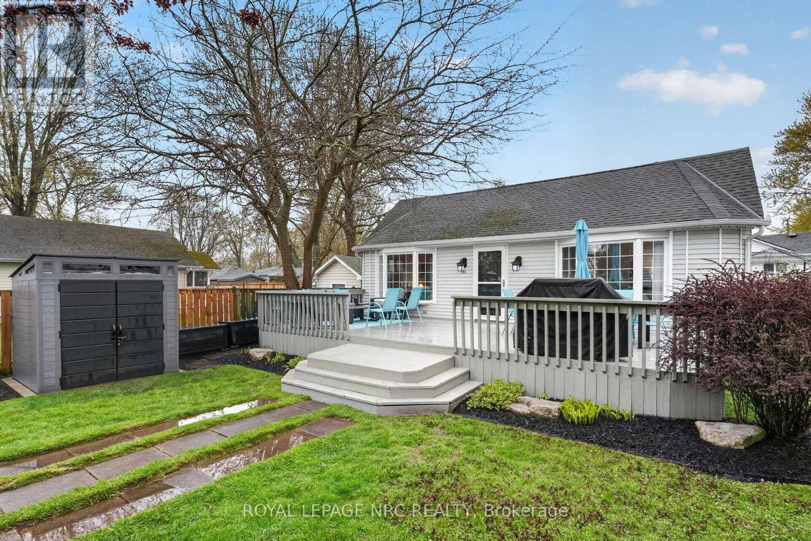 












291 EASTWOOD AVENUE

,
Fort Erie (Crystal Beach),




Ontario
L0S1B0

