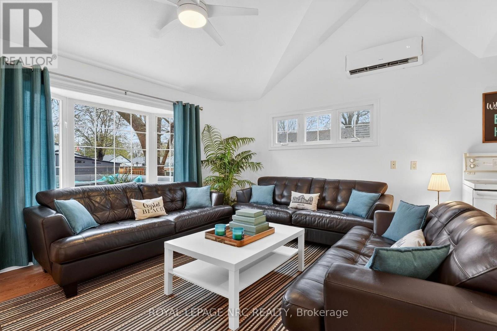 












291 EASTWOOD AVENUE

,
Fort Erie (Crystal Beach),




Ontario
L0S1B0

