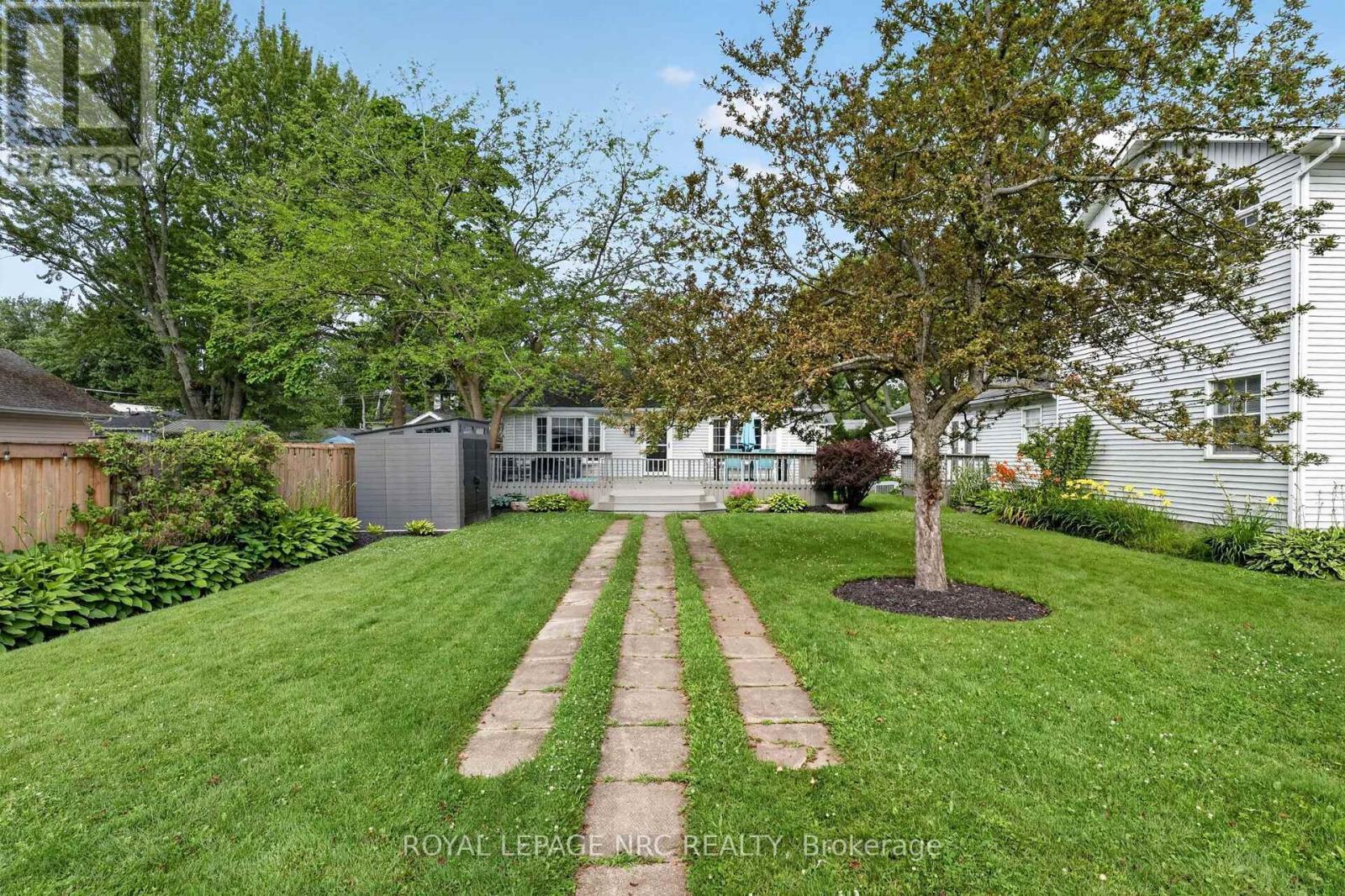 












291 EASTWOOD AVENUE

,
Fort Erie (Crystal Beach),




Ontario
L0S1B0

