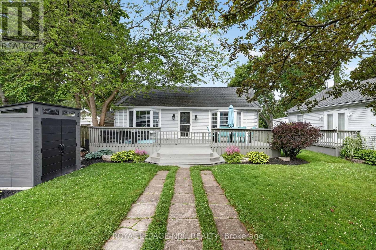 












291 EASTWOOD AVENUE

,
Fort Erie (Crystal Beach),




Ontario
L0S1B0

