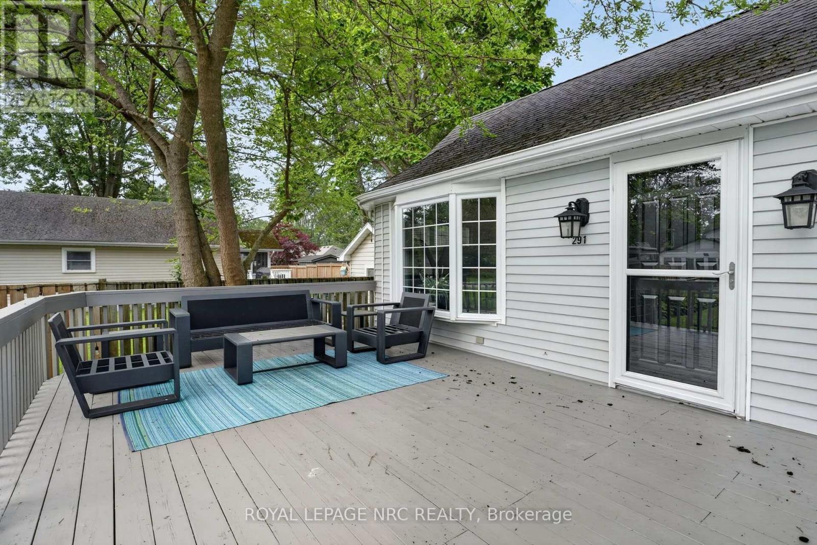 












291 EASTWOOD AVENUE

,
Fort Erie (Crystal Beach),




Ontario
L0S1B0

