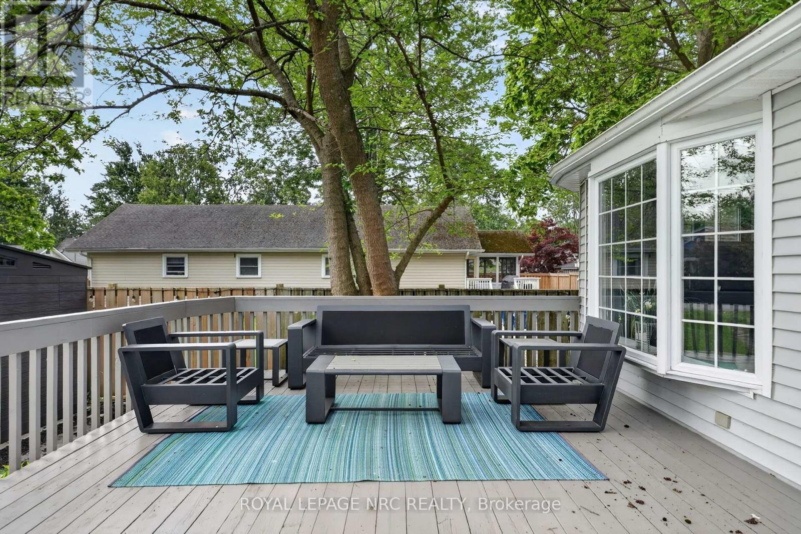 












291 EASTWOOD AVENUE

,
Fort Erie (Crystal Beach),




Ontario
L0S1B0

